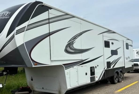 Sobry Farms Grand Design Solitude 3740 BH Fifth Wheel