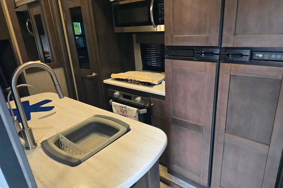 Manny's Grand Design Reflection 311BHS Fifth Wheel