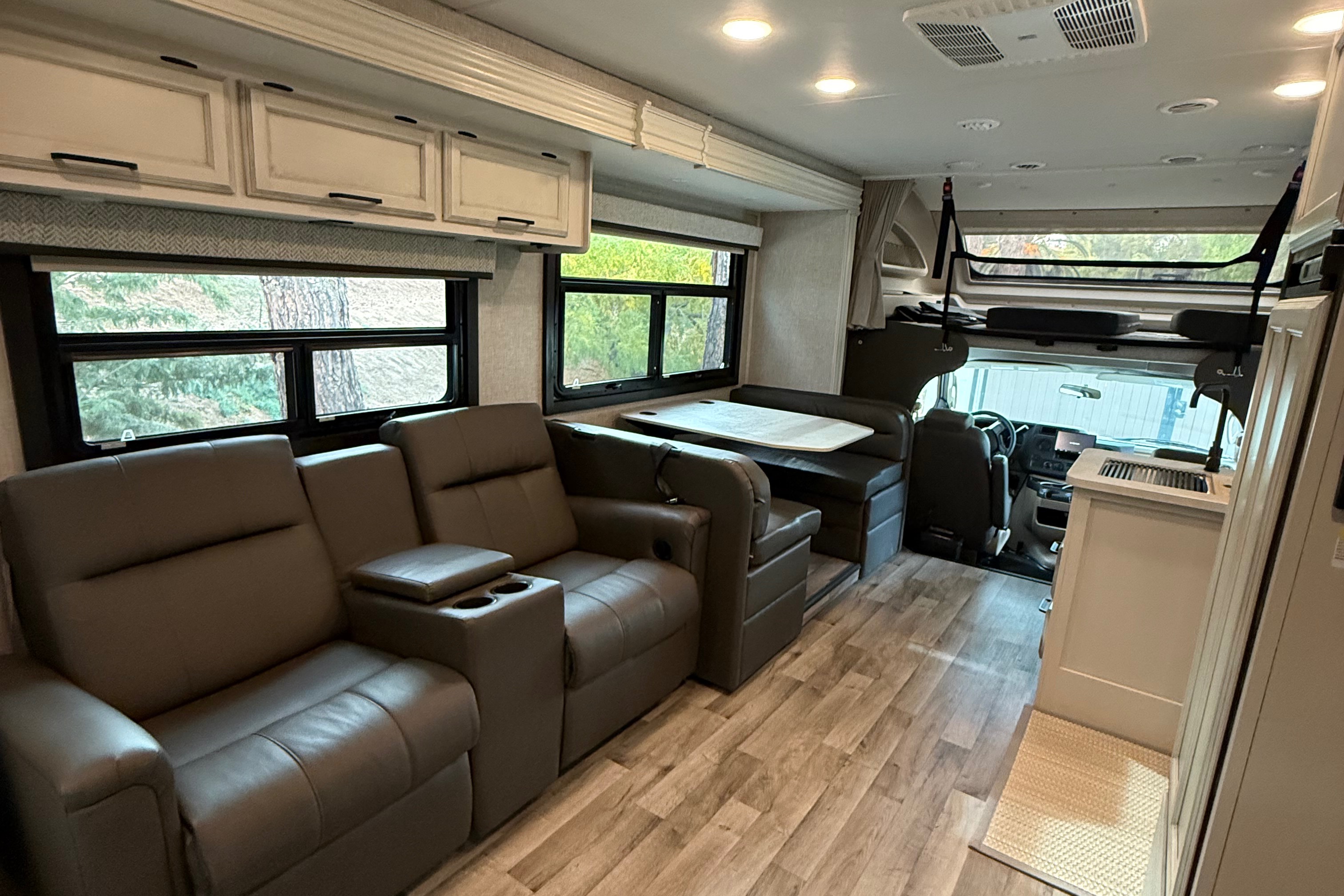 ☀️ Summer Adventure RV – Fully Loaded Greyhawk 30Z 🚐🔥