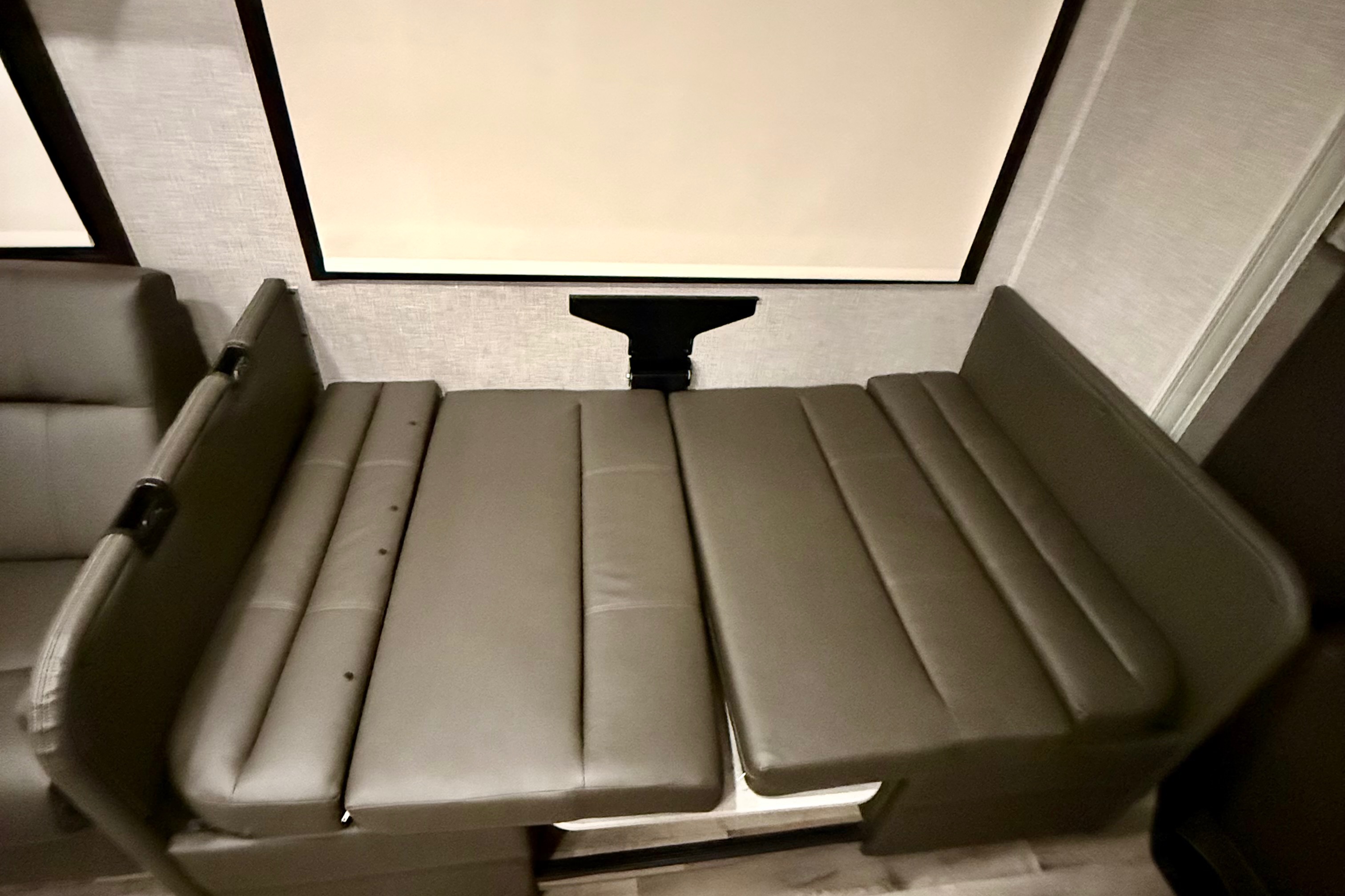 ☀️ Summer Adventure RV – Fully Loaded Greyhawk 30Z 🚐🔥