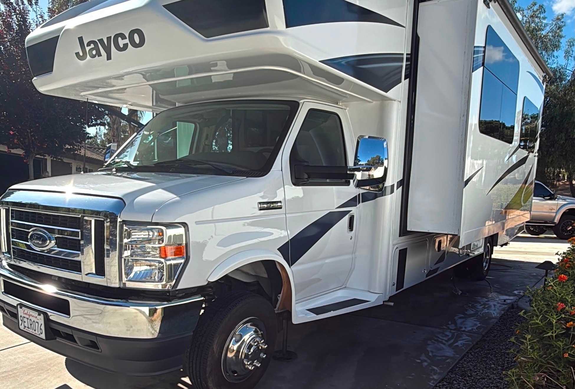 ☀️ Summer Adventure RV – Fully Loaded Greyhawk 30Z 🚐🔥