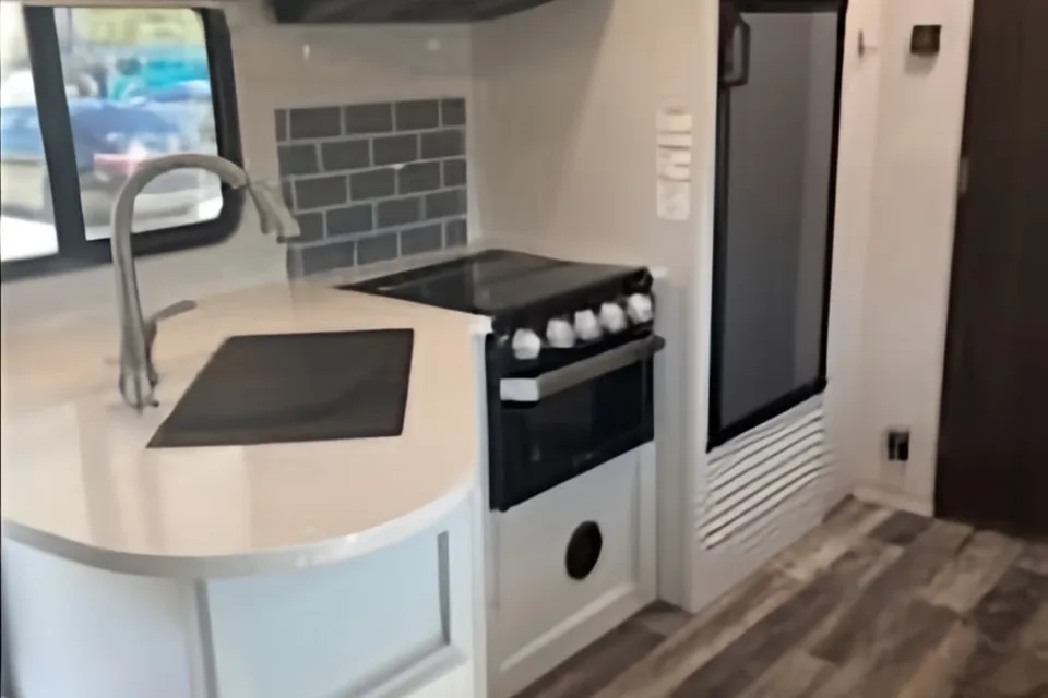 Nikki’s 2020 Bullet Premier Travel