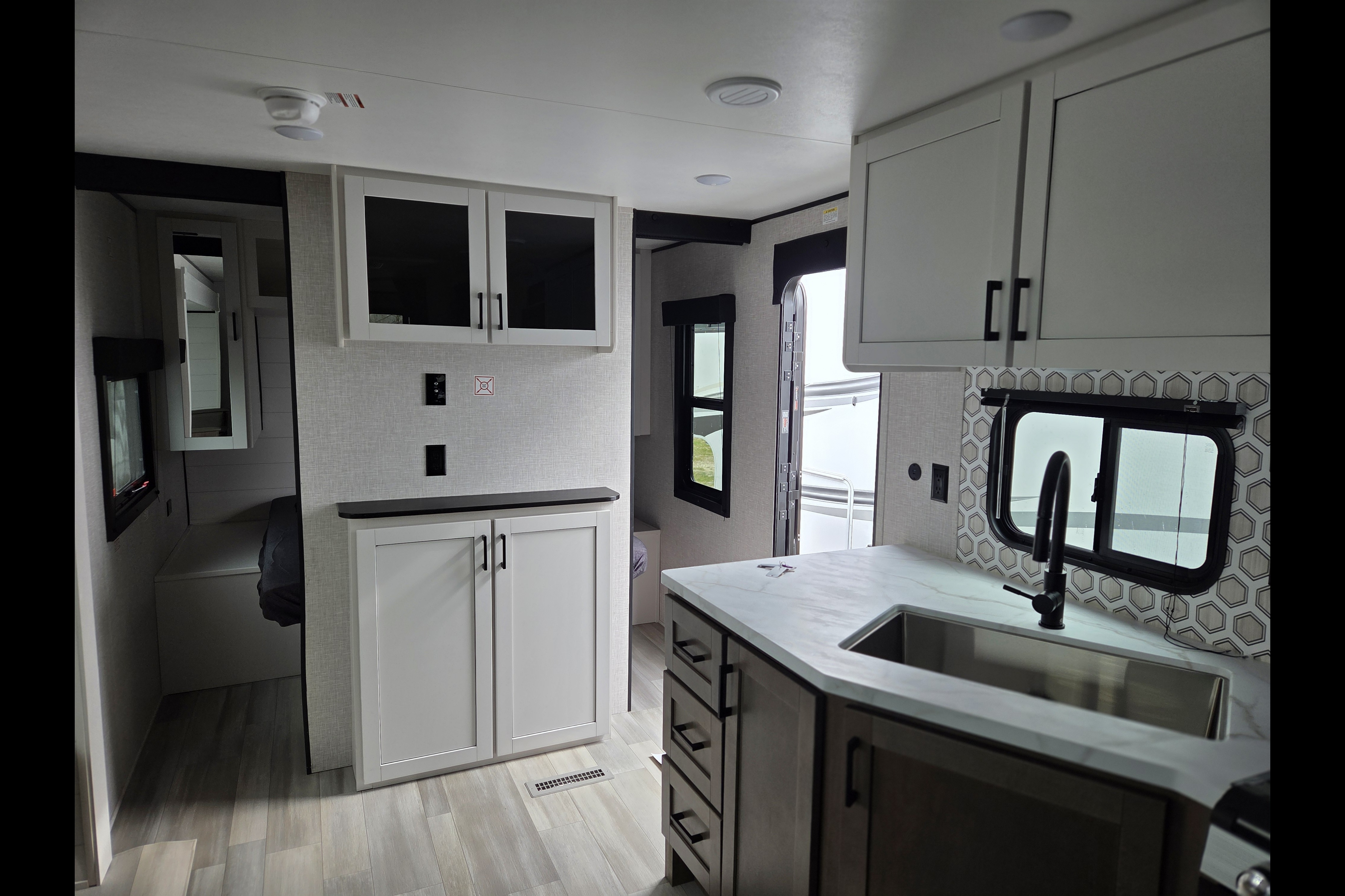 *BRAND NEW**Open Range Conventional 26BHS Travel Trailer*bunk beds*