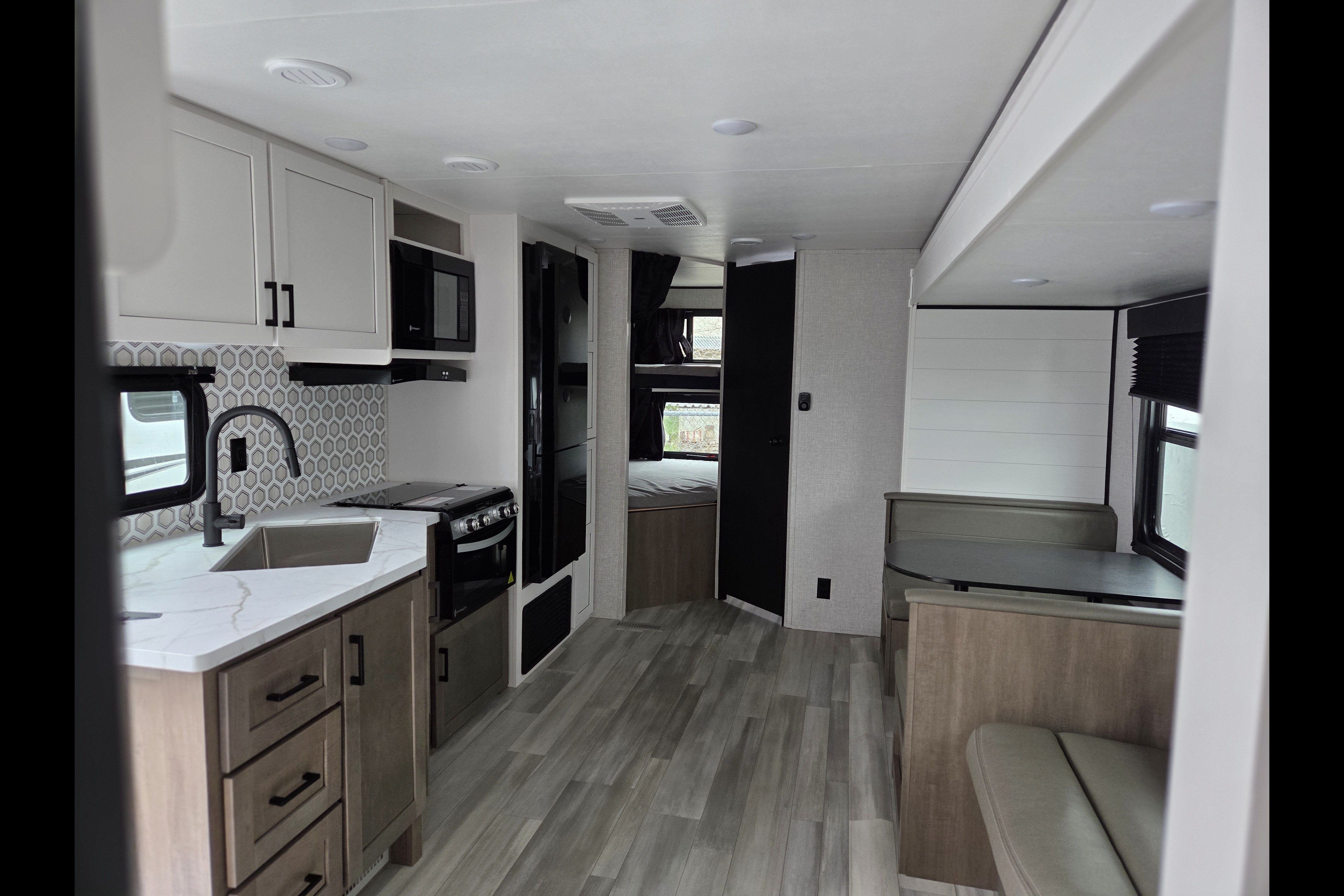 *BRAND NEW**Open Range Conventional 26BHS Travel Trailer*bunk beds*
