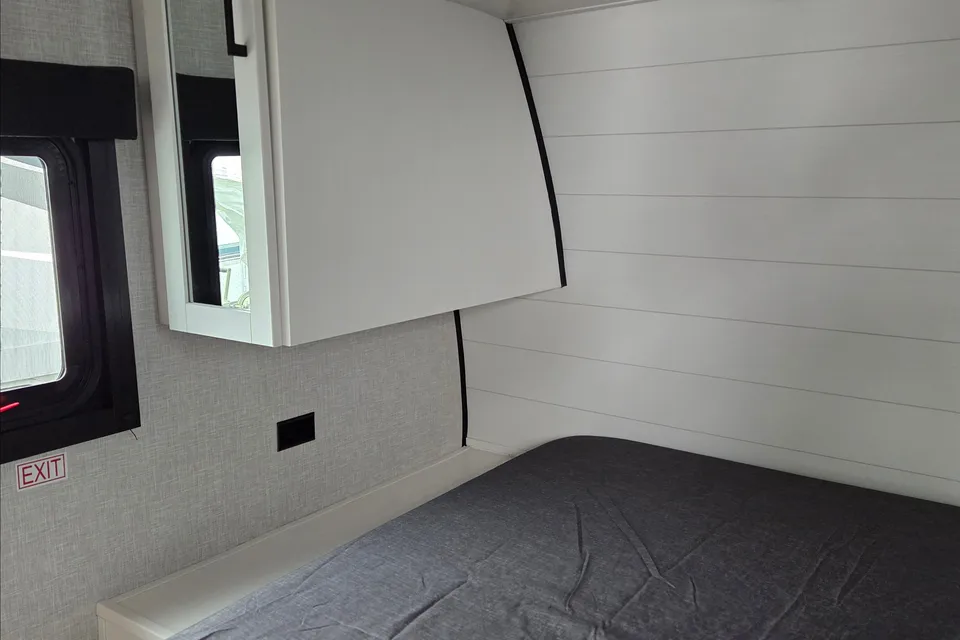 *BRAND NEW**Open Range Conventional 26BHS Travel Trailer*bunk beds*
