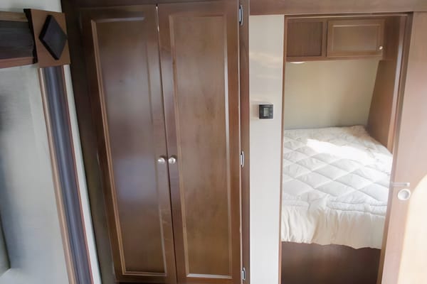 Keystone Hideout 26BHWE Travel Trailer