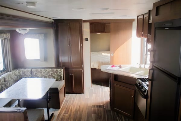 Keystone Hideout 26BHWE Travel Trailer