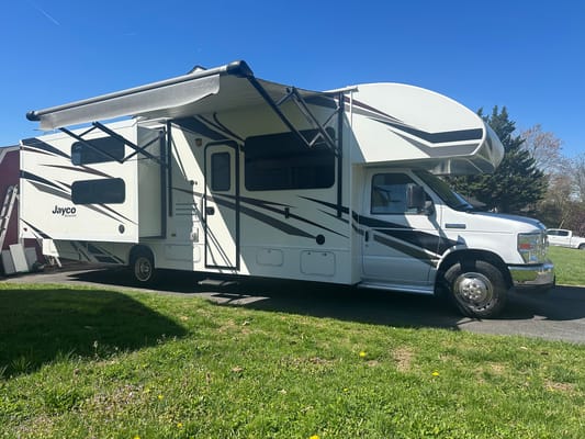 Scott's Jayco Redhawk 31XL Class C