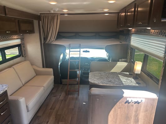 Scott's Jayco Redhawk 31XL Class C