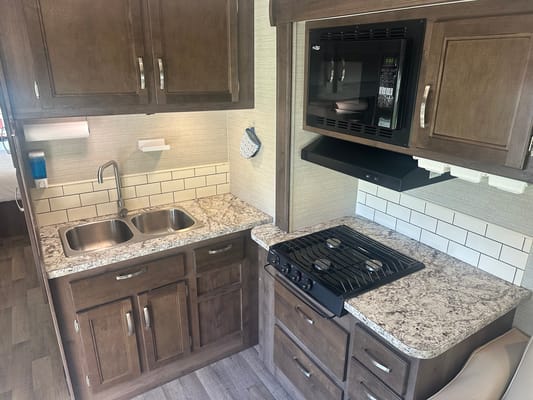 Scott's Jayco Redhawk 31XL Class C