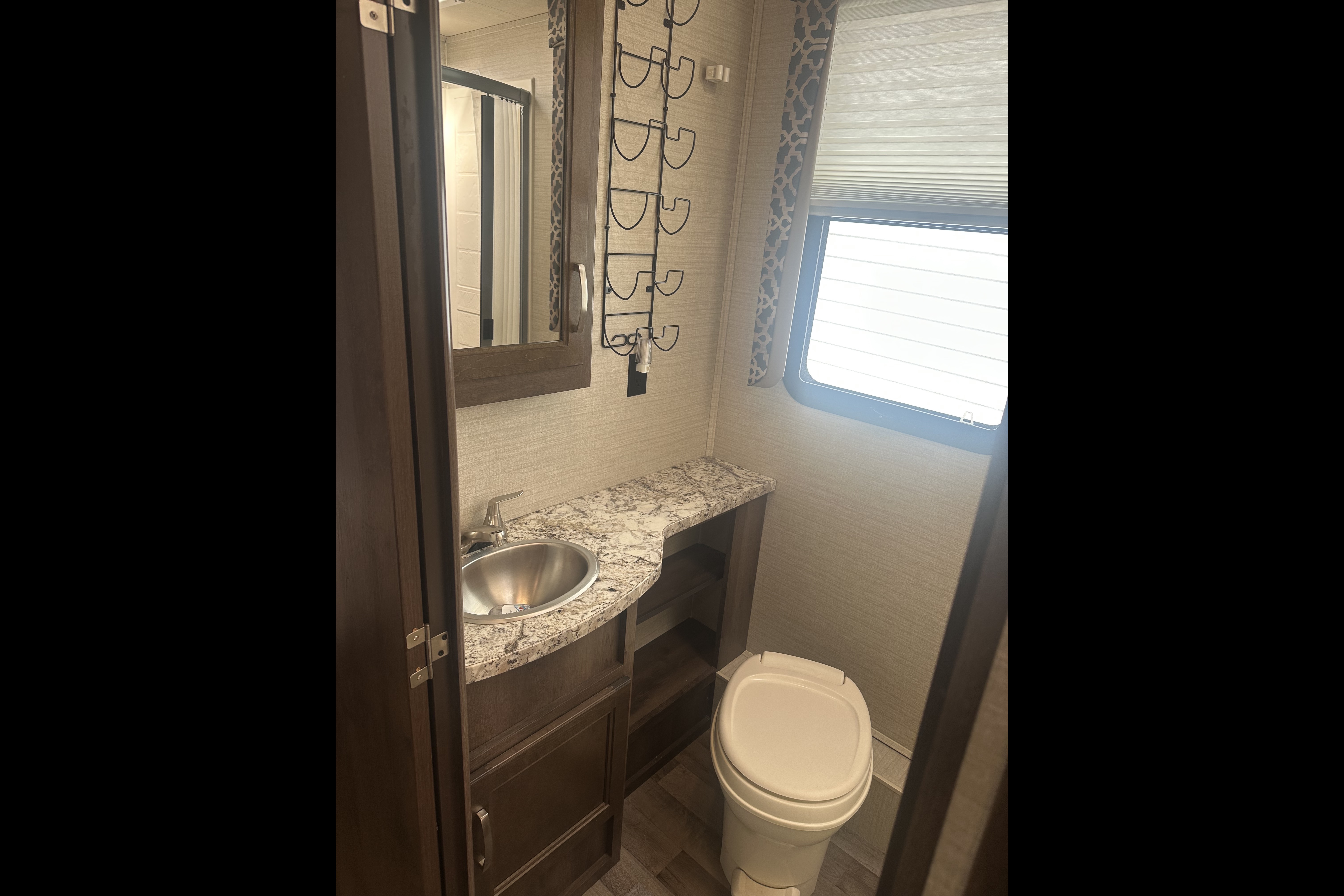 Scott's Jayco Redhawk 31XL Class C