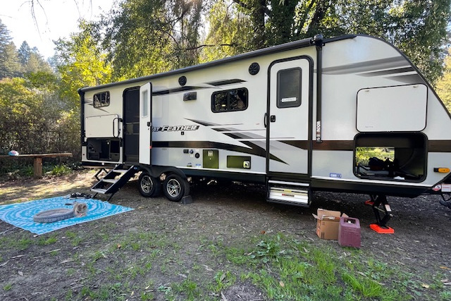 (Delta Diva ) 2022 Jayco Jay Feather 24bh
