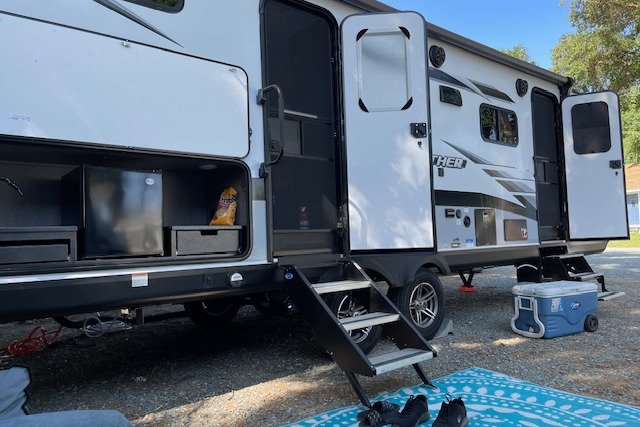 (Delta Diva ) 2022 Jayco Jay Feather 24bh