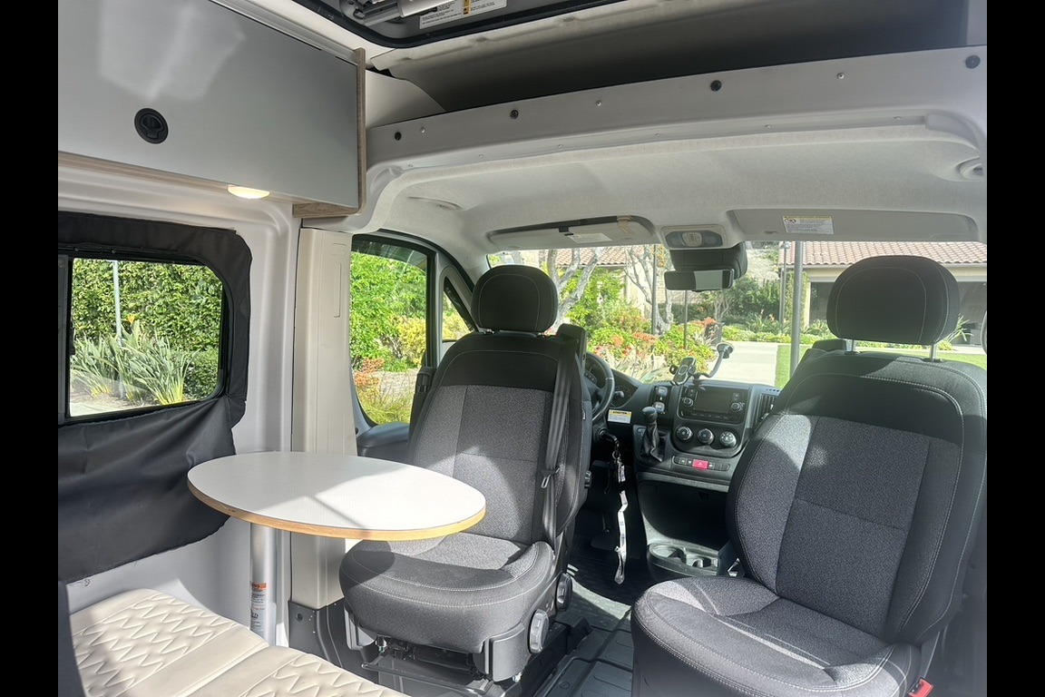 Ray's Winnebago 2022 Winnebago Solis – Sleeps 4 | Easy-to-Drive Camper Class B