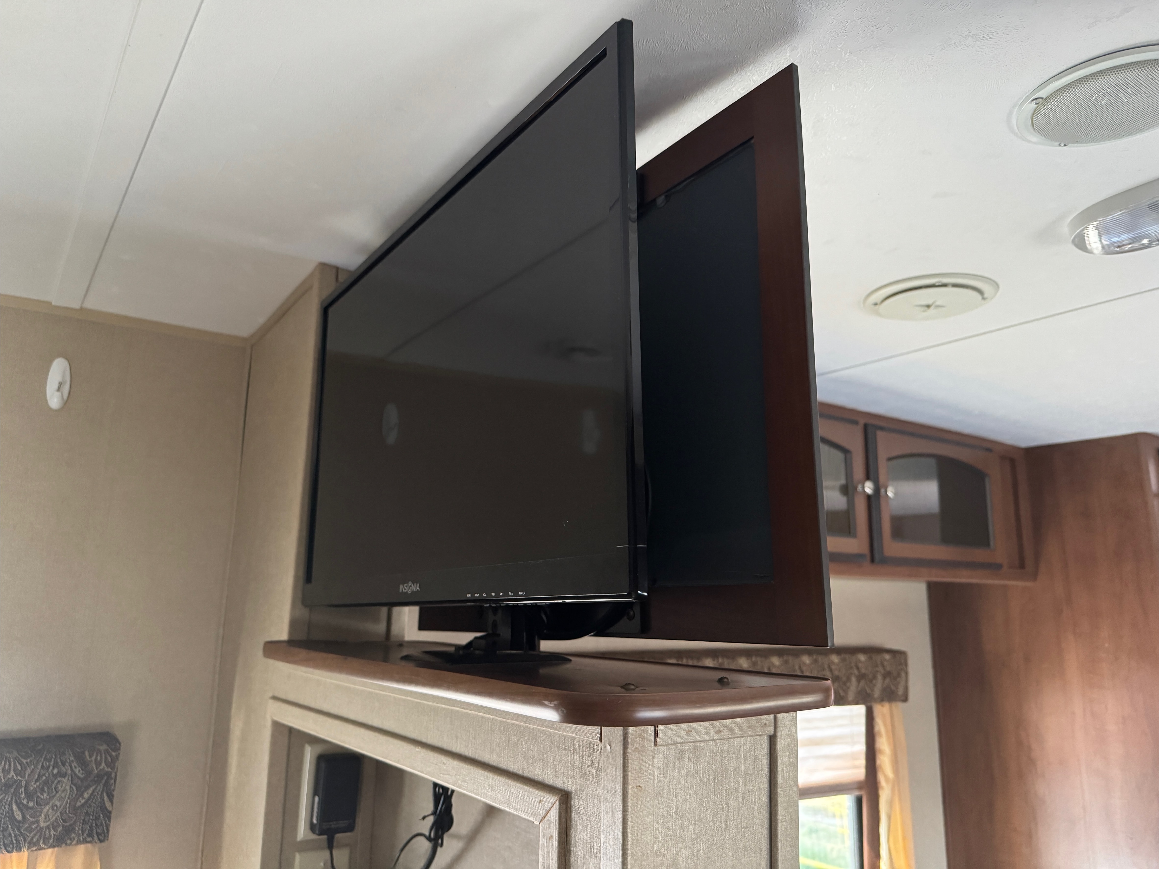 Bill and Wendy’s Travel Trailer