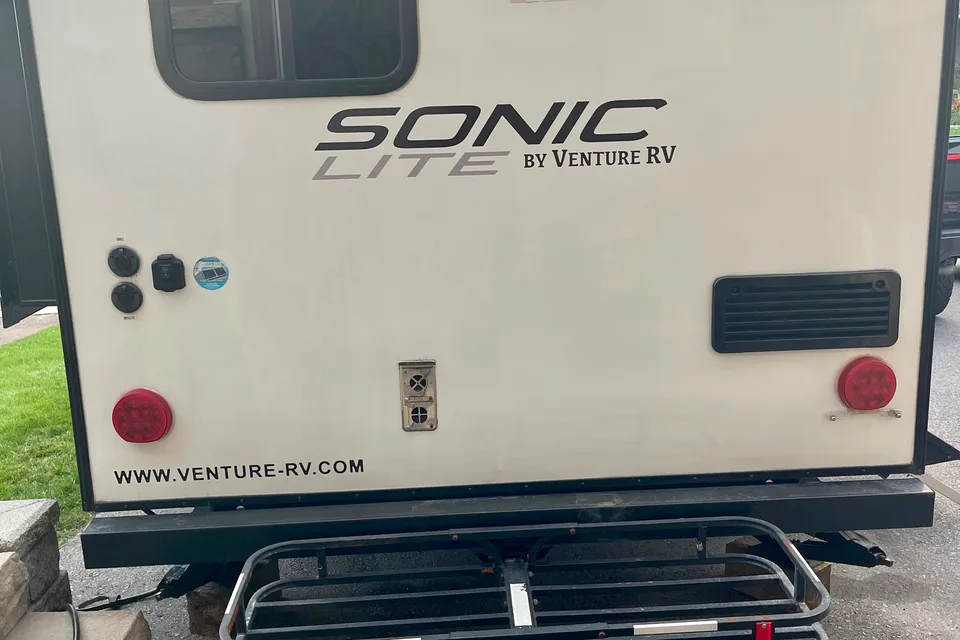 Venture Sonic Travel Trailer