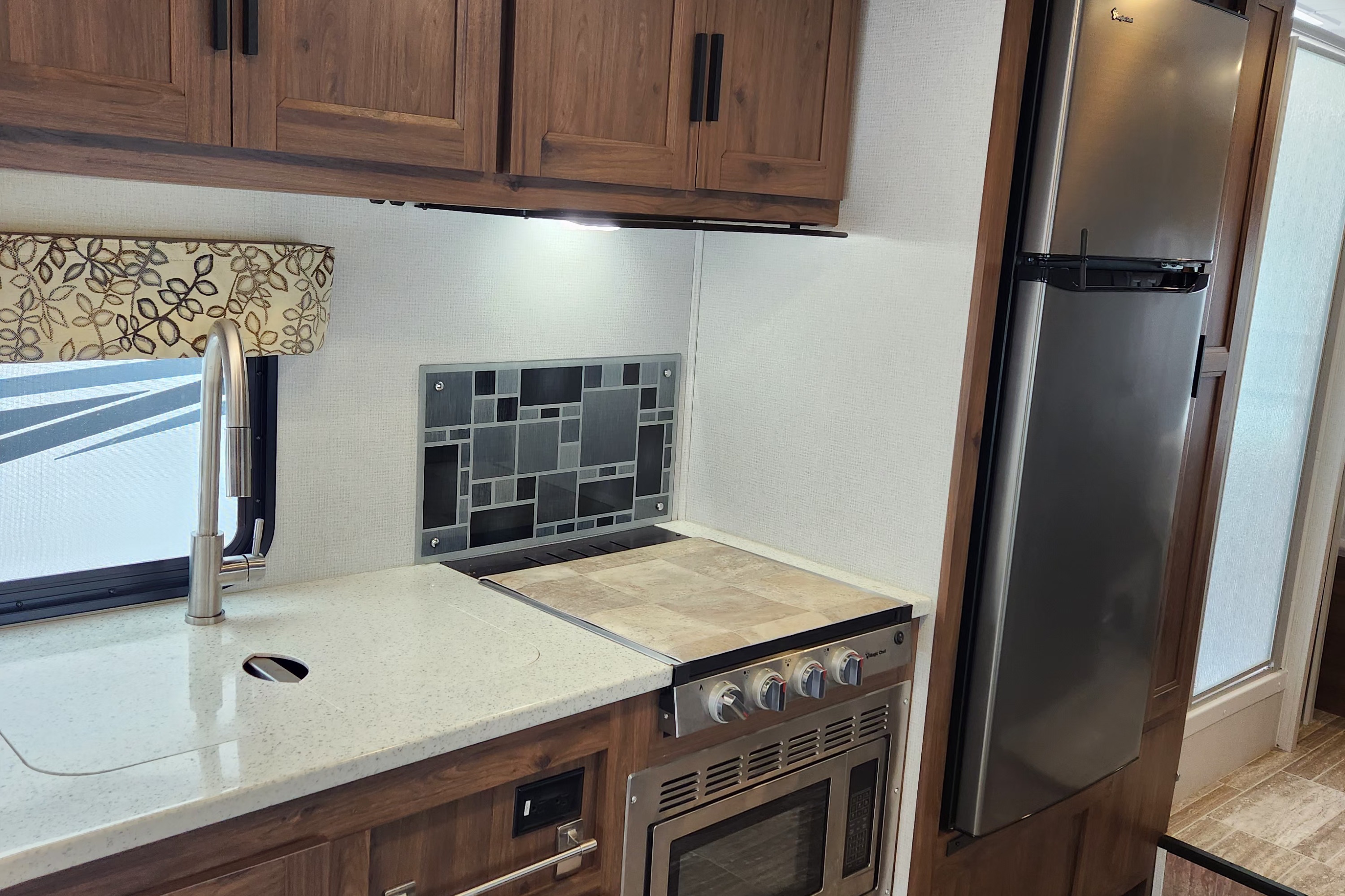 2019 - Forest River Forrester - 3011DSF Class C