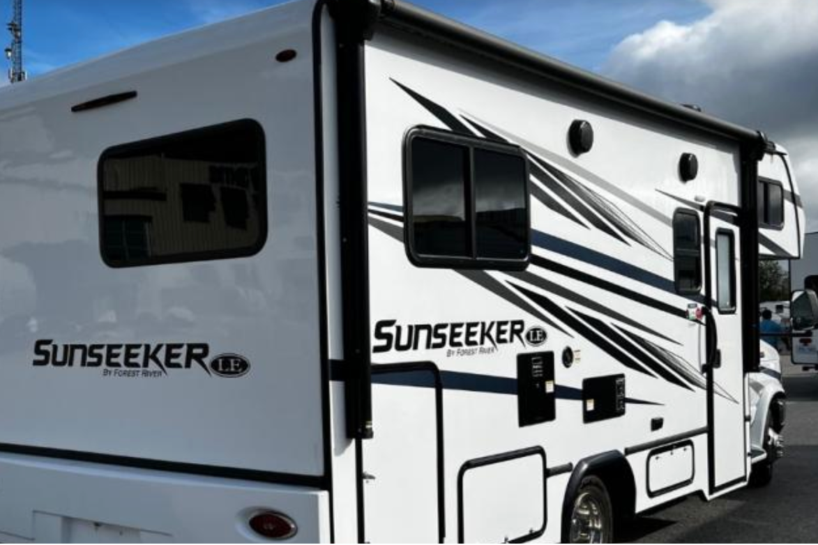 SUNNY the Bright Beautiful Sunseeker (Class C)