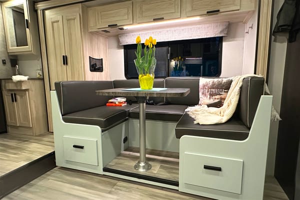 SUNNY the Bright Beautiful Sunseeker (Class C)