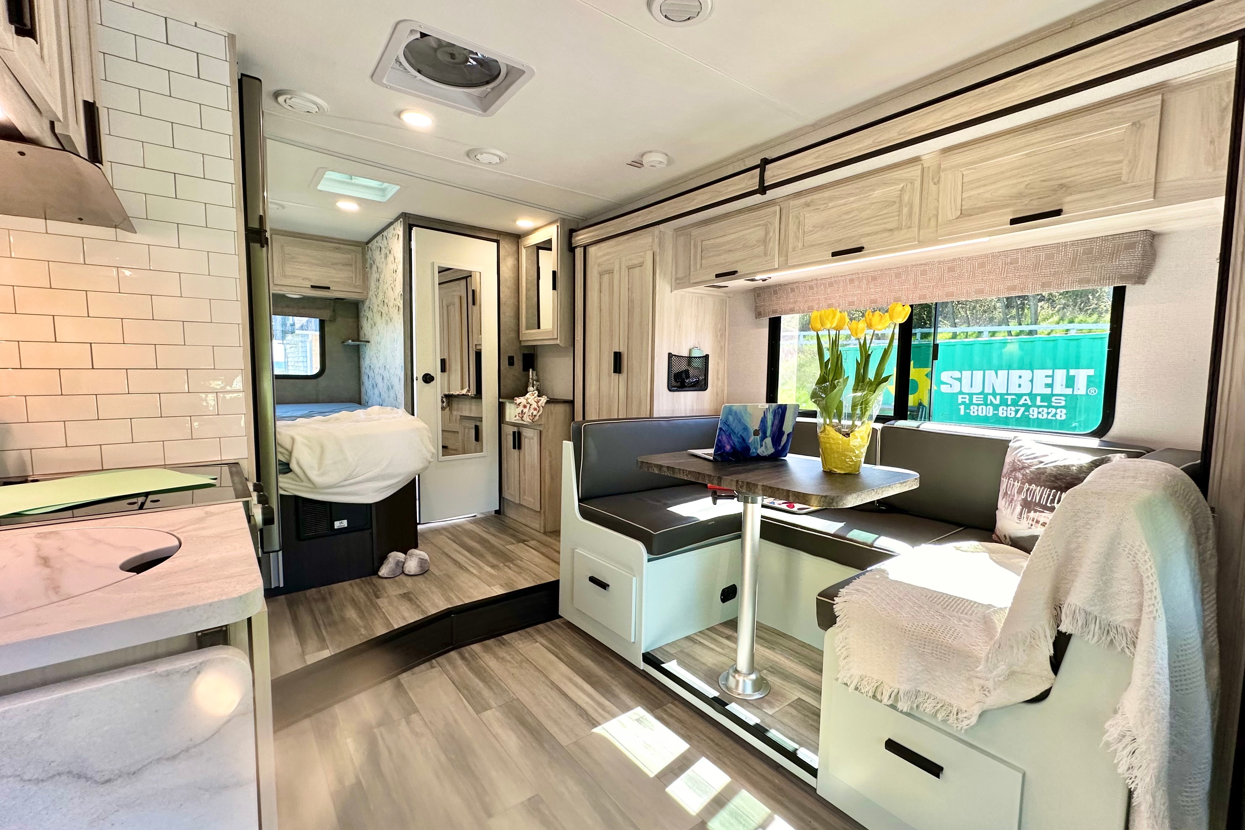 SUNNY the Bright Beautiful Sunseeker (Class C)