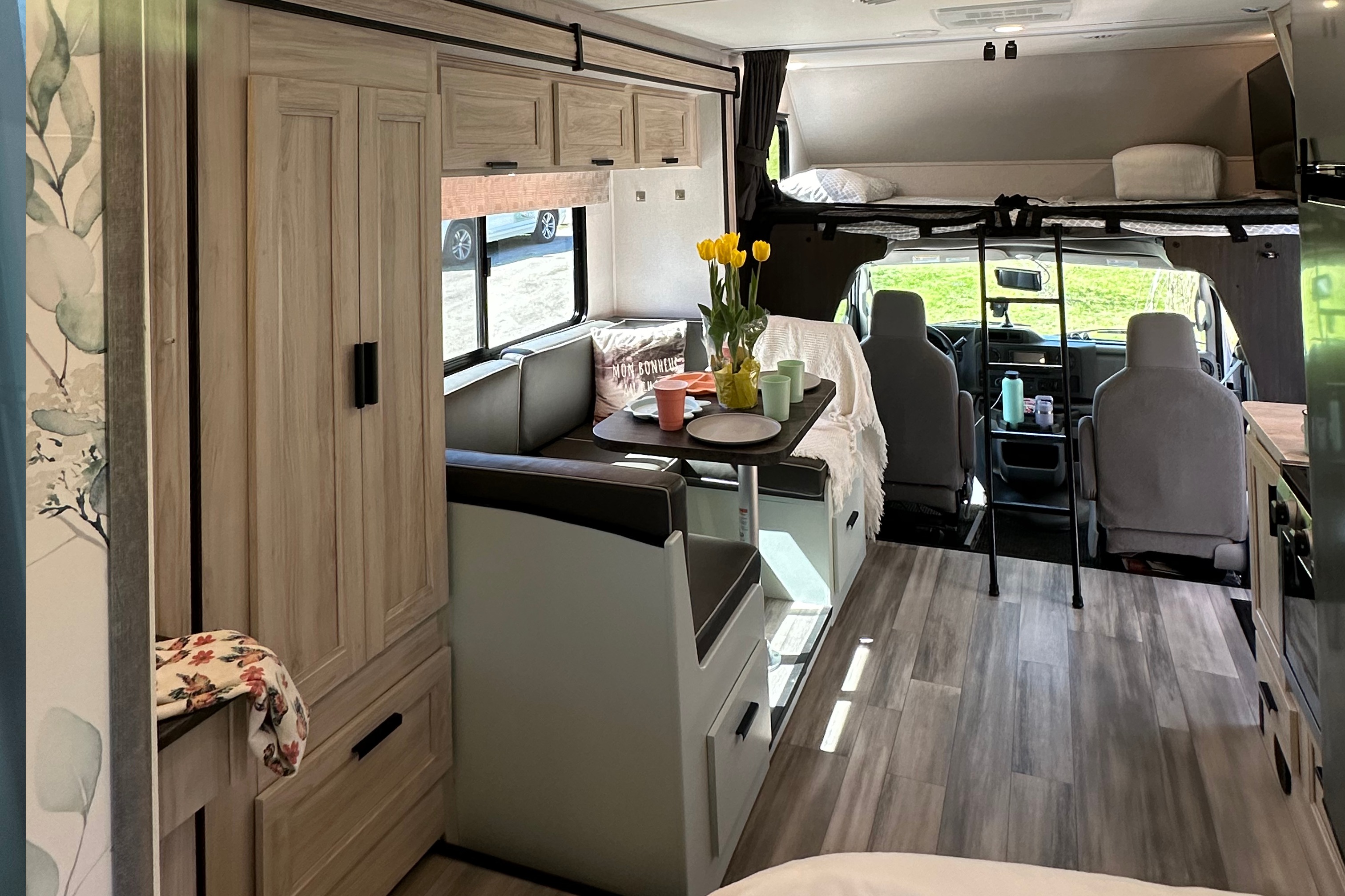 SUNNY the Bright Beautiful Sunseeker (Class C)