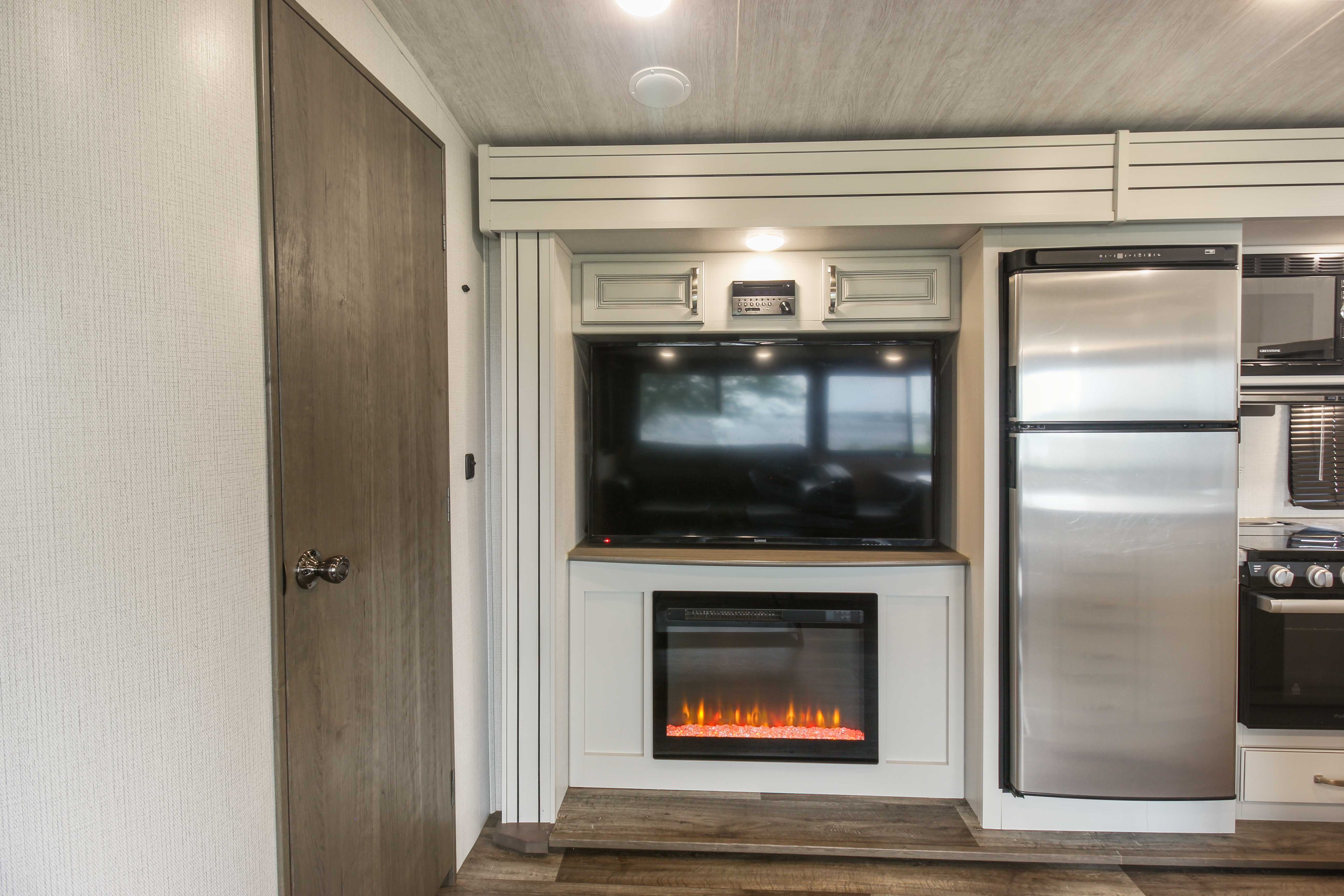 Keystone Cougar 34TSB Travel Trailer