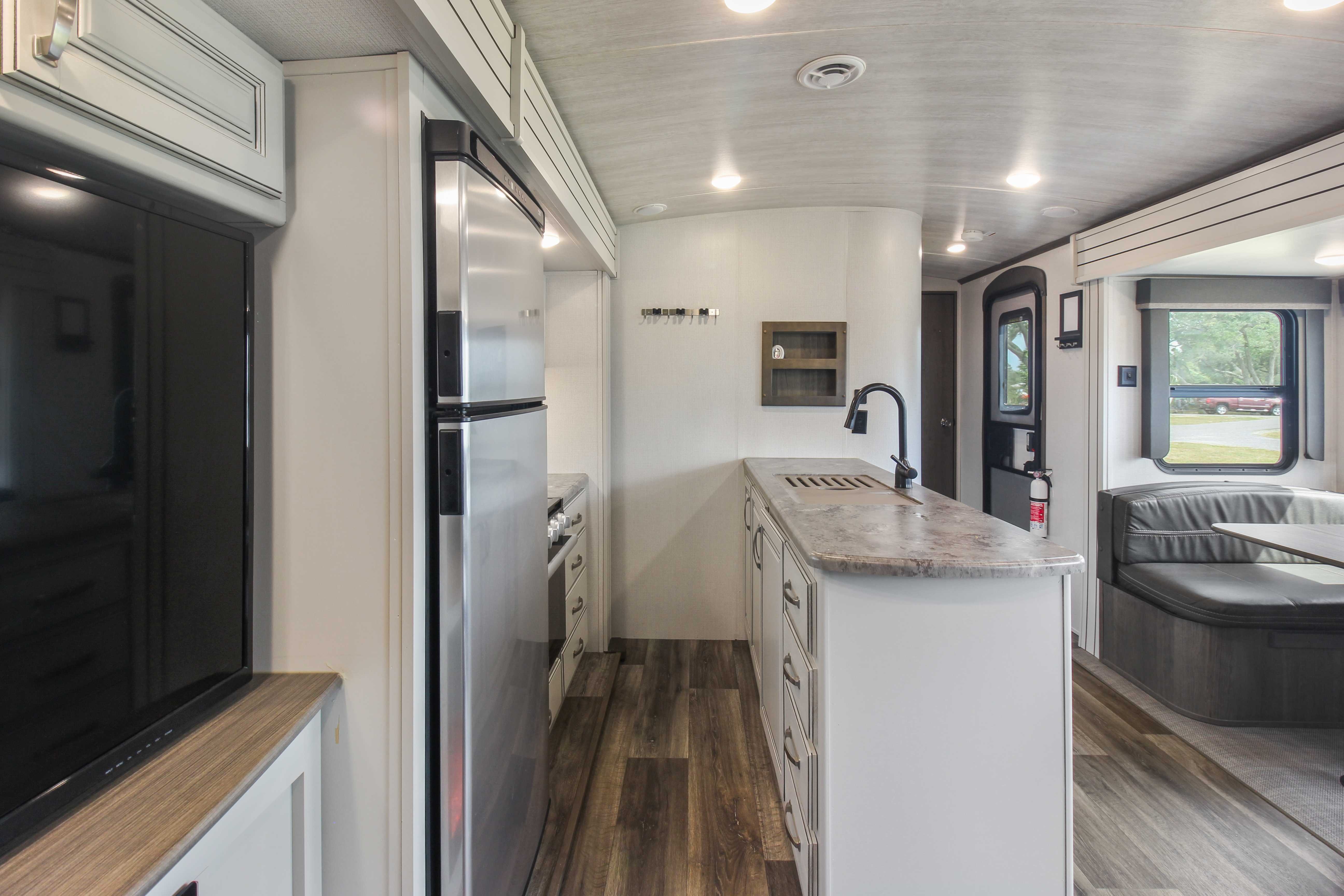 Keystone Cougar 34TSB Travel Trailer