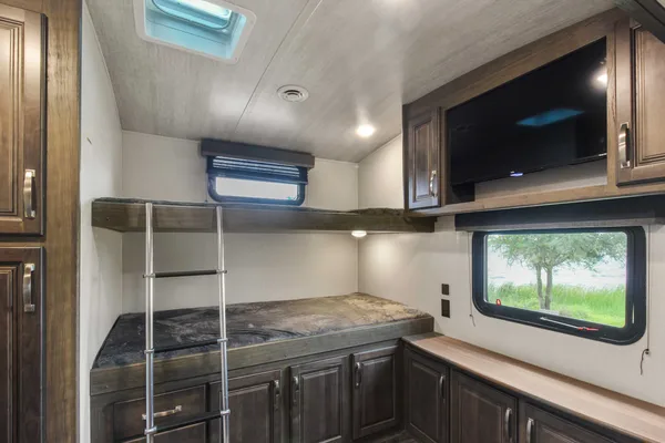 Keystone Cougar 34TSB Travel Trailer