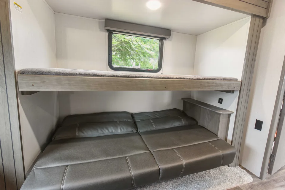 Keystone Cougar 34TSB Travel Trailer