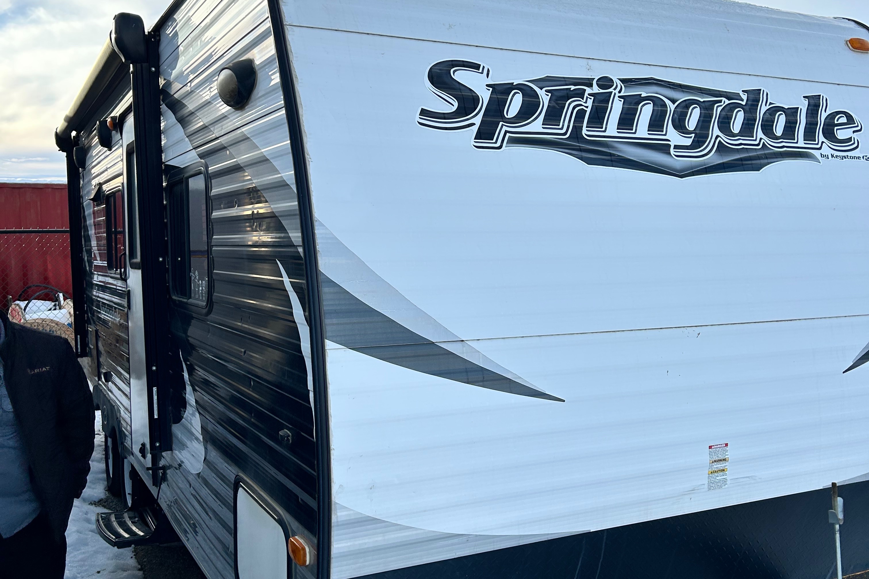 Douglas's Keystone 202QBWE Travel Trailer