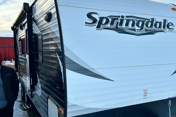 Douglas's Keystone 202QBWE Travel Trailer