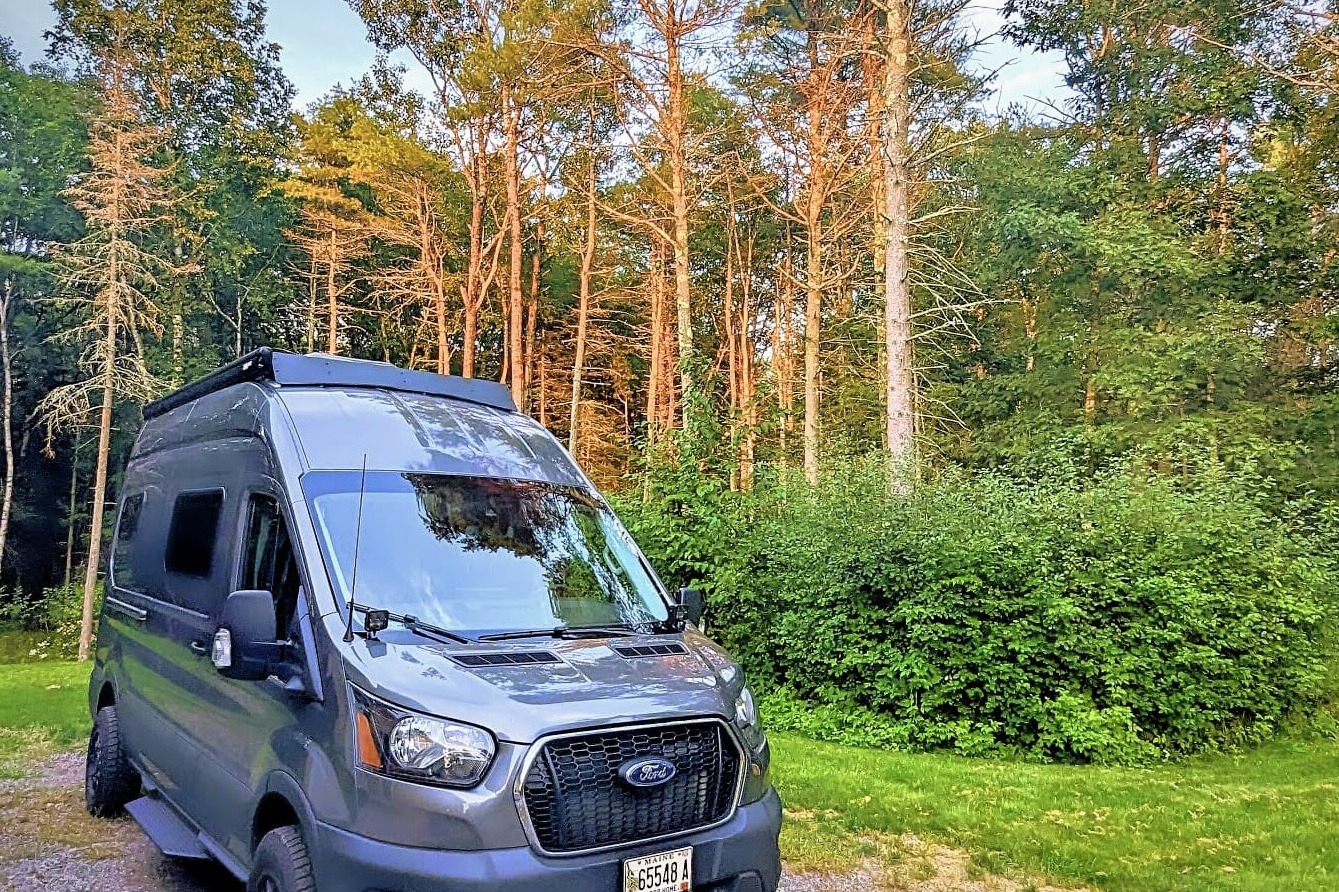 4x4 Moxie Adventure Van, Off-Grid Electric, Heat & AC, Get Outdoors!
