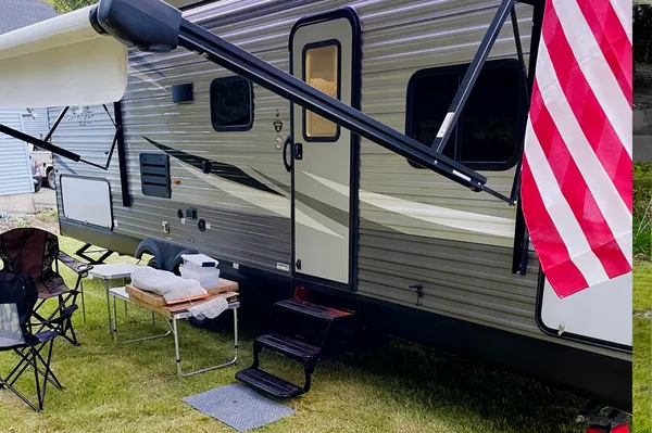 Mikes Jayco 2020 Travel Trailer (Quemahoning dam delivery special)