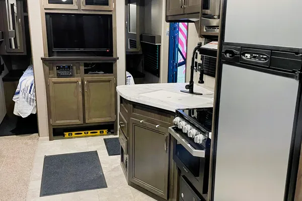 Mikes Jayco 2020 Travel Trailer (Quemahoning dam delivery special)