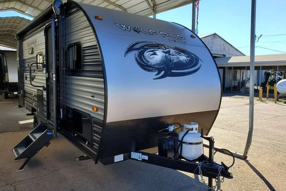 Monica's Forest River cherokee 17jg Travel Trailer