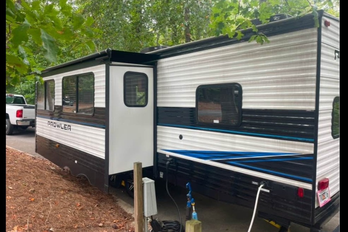 Tracy's Prowler 2021 Travel Trailer