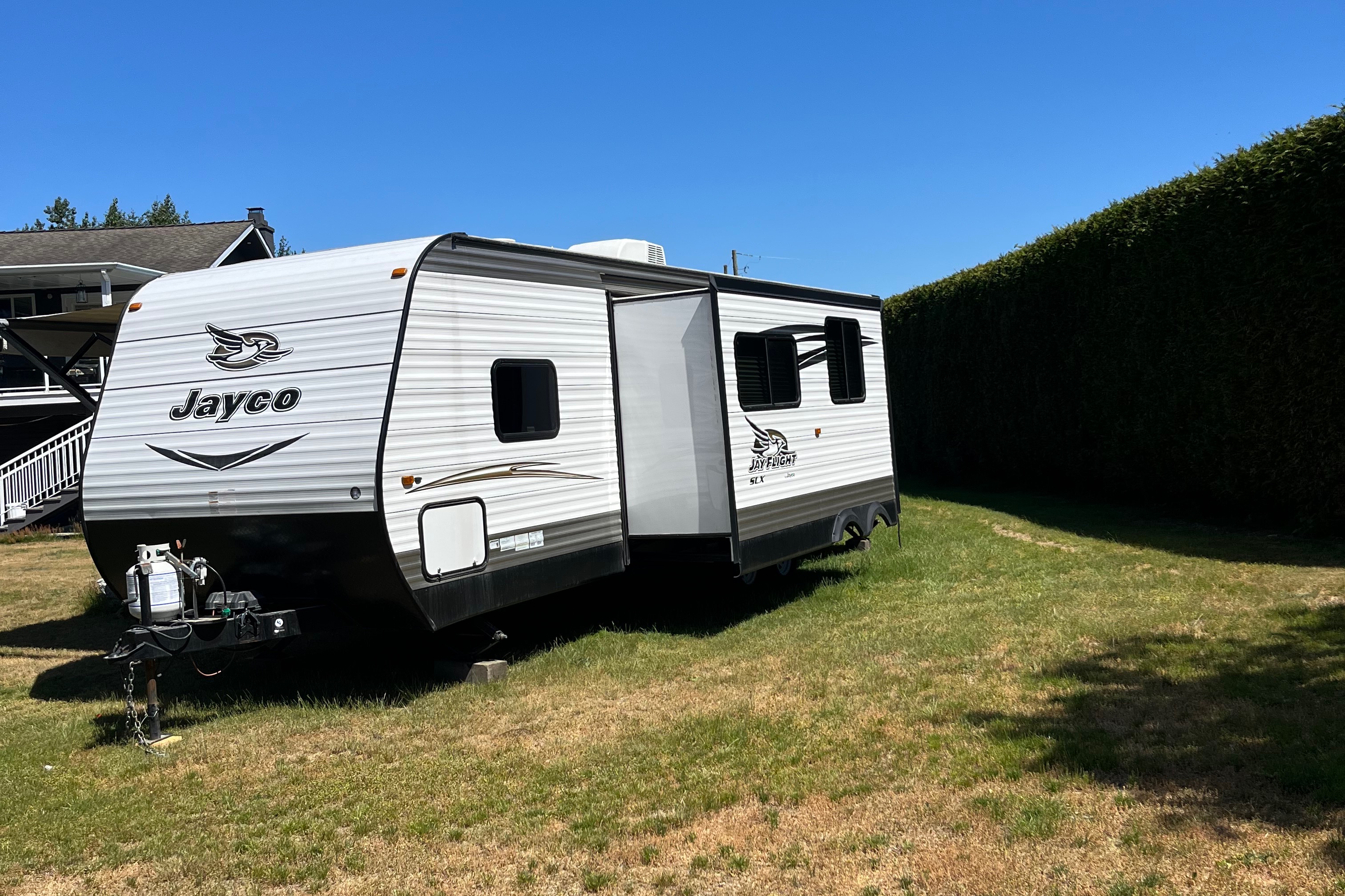 Making Memories: Cozy & Spacious Family Camper