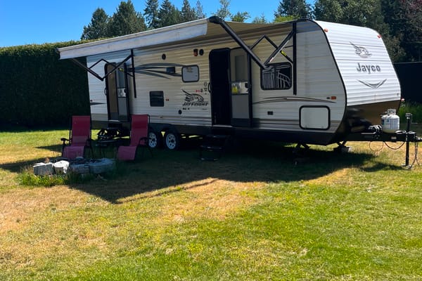 Making Memories: Cozy & Spacious Family Camper
