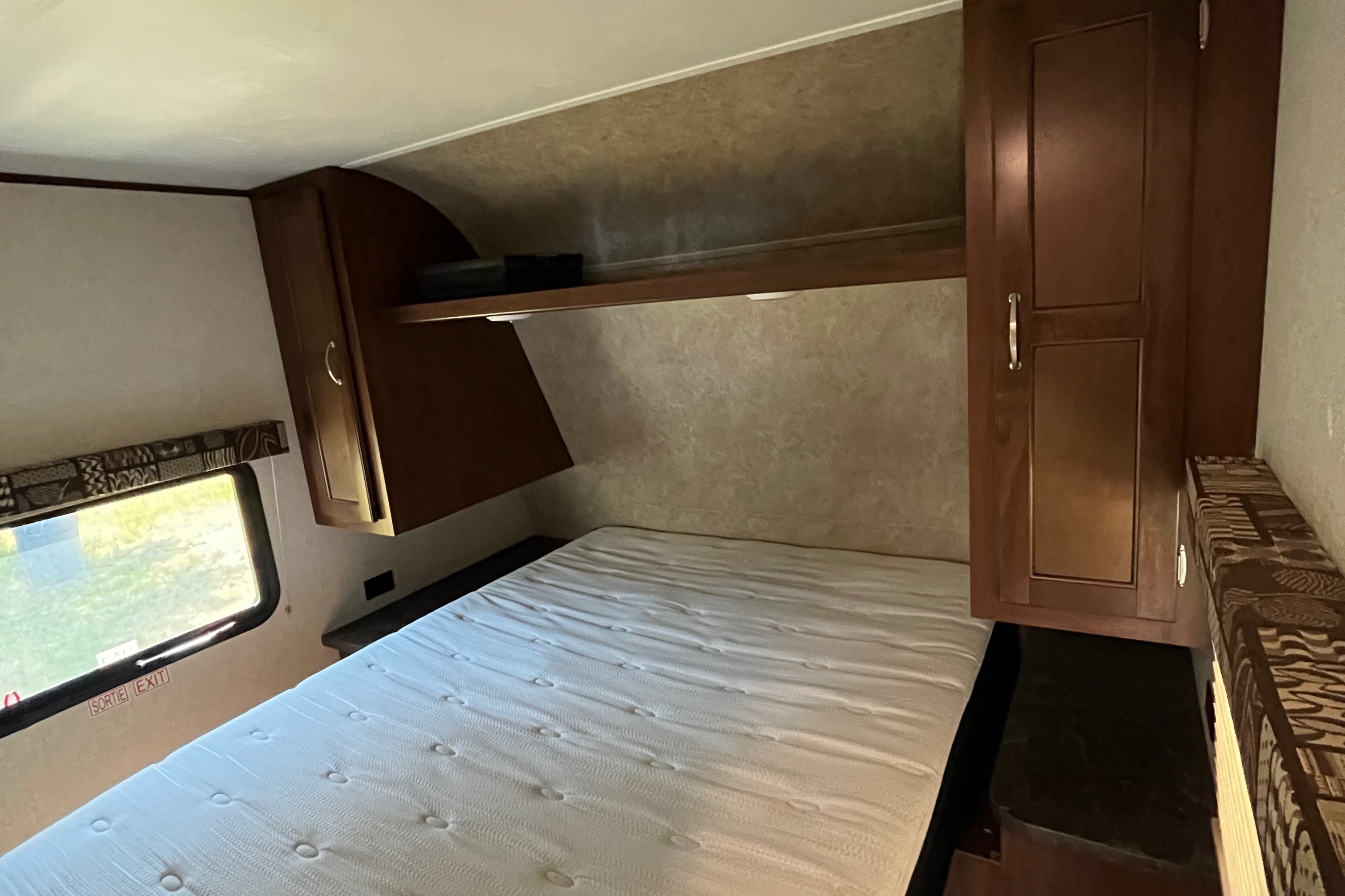 Making Memories: Cozy & Spacious Family Camper