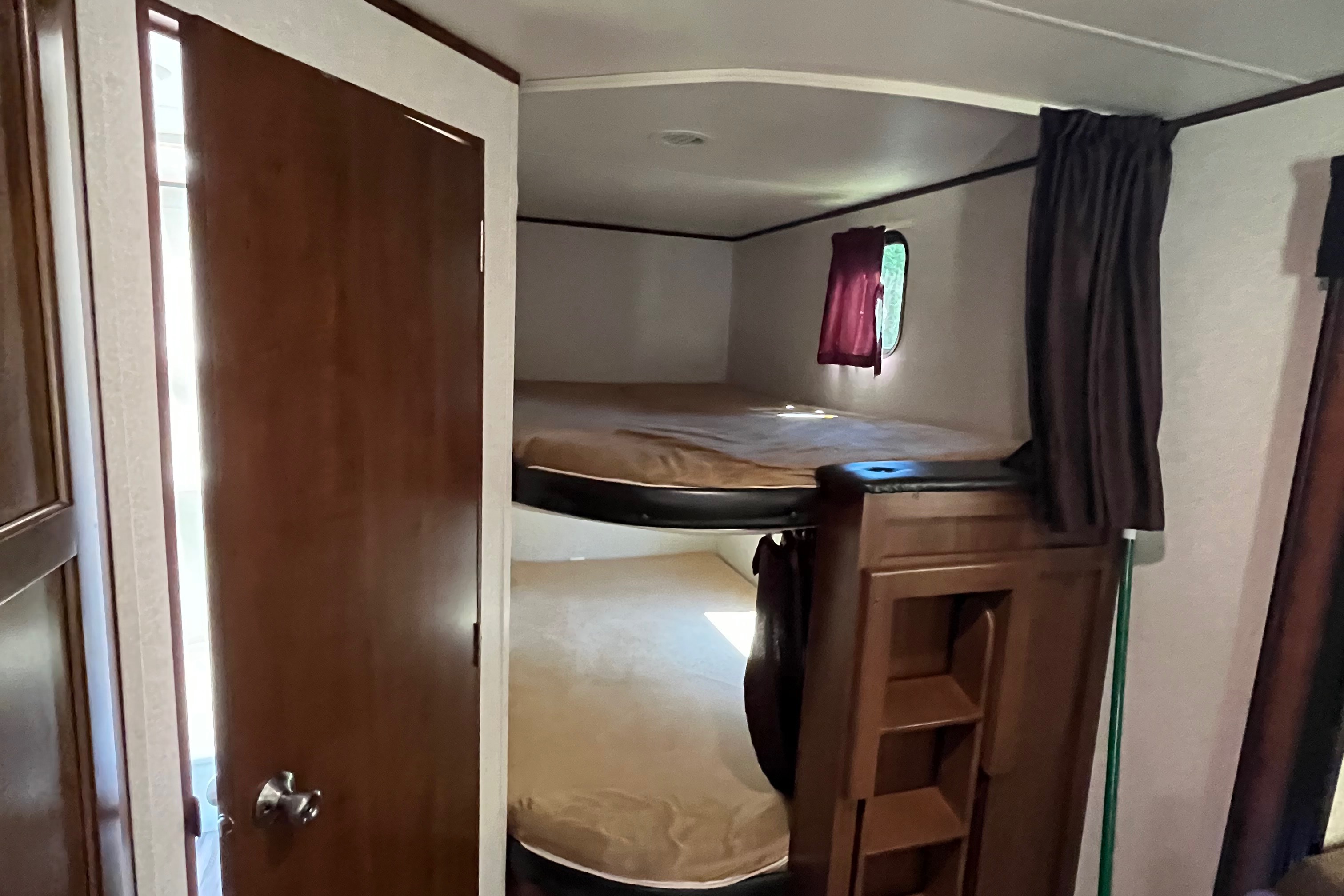 Making Memories: Cozy & Spacious Family Camper