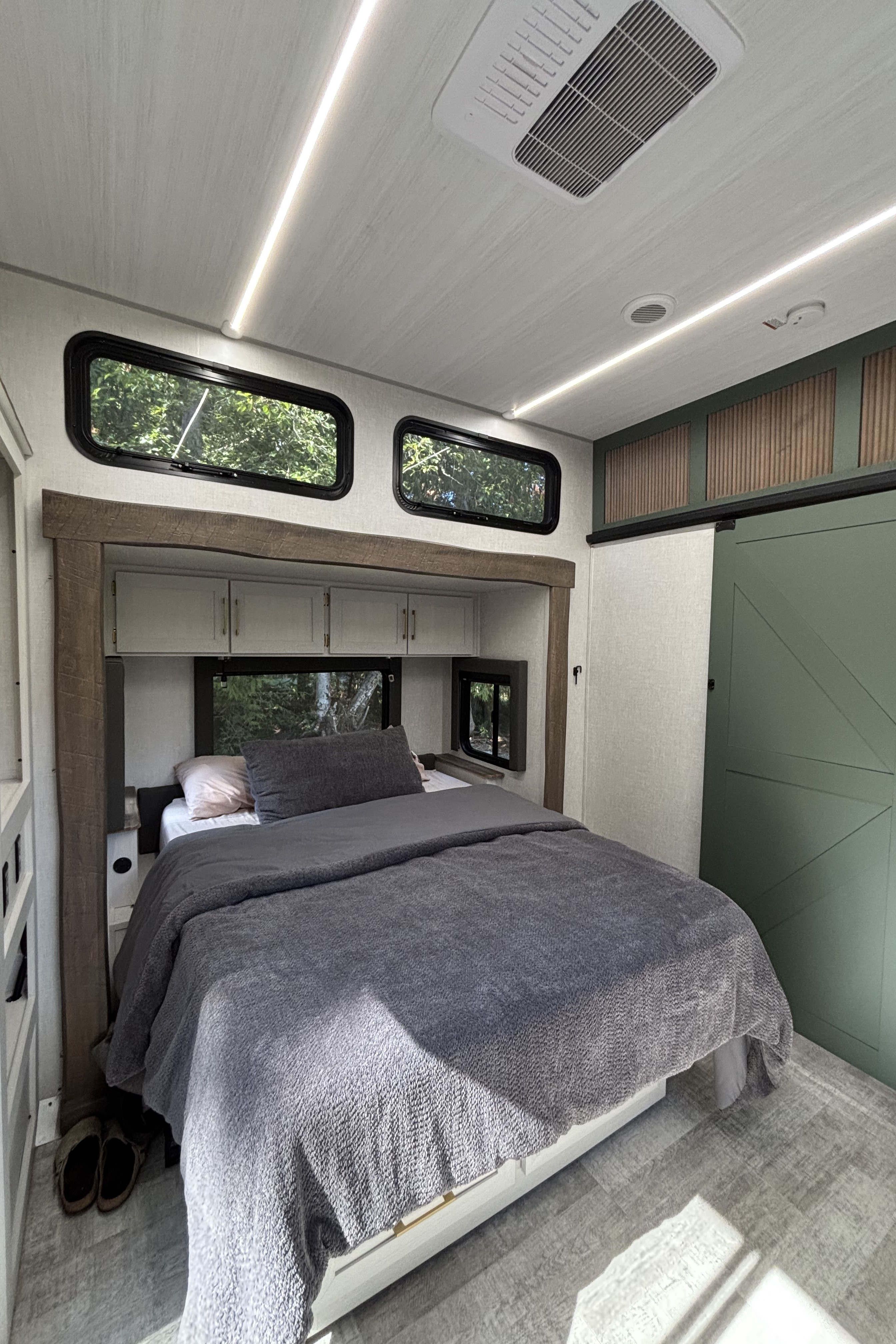 The Family Haven Luxury Suit RV
