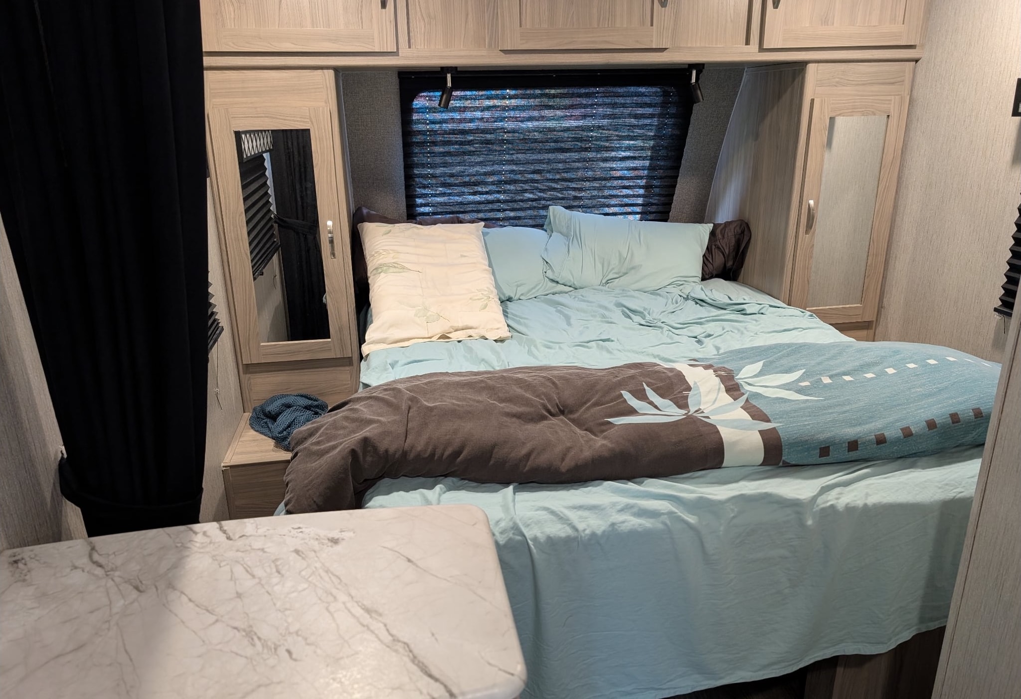 IBB Coachmen freedom express 246 RKS Travel Trailer