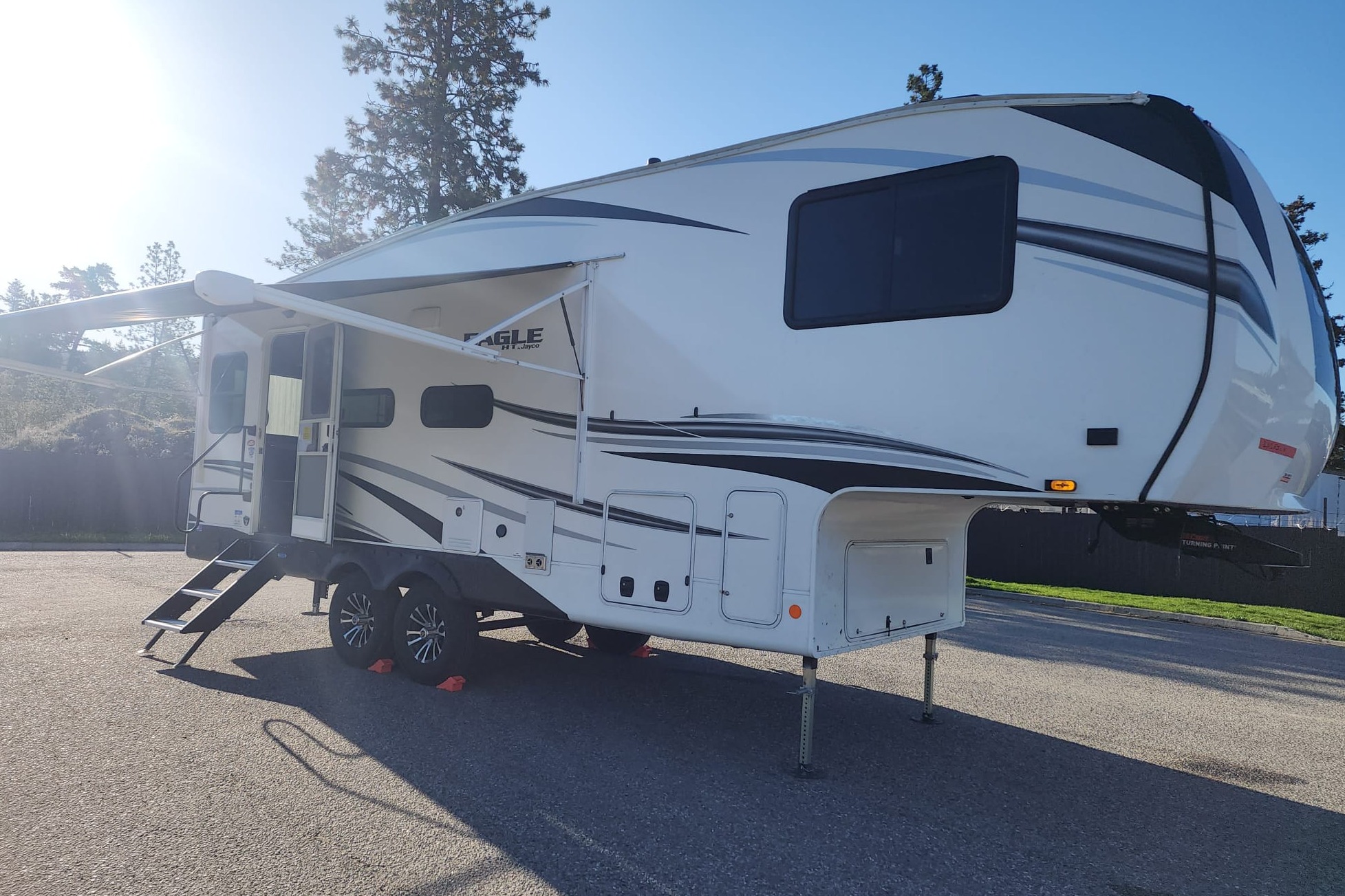 *Brand New* Jayco 26' 5th Wheel