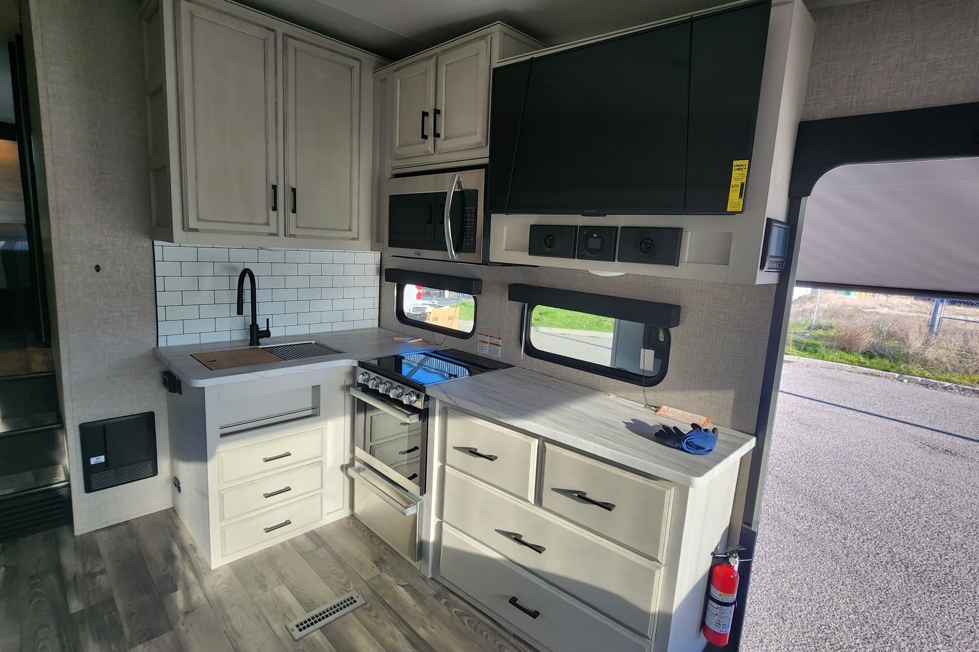 *Brand New* Jayco 26' 5th Wheel
