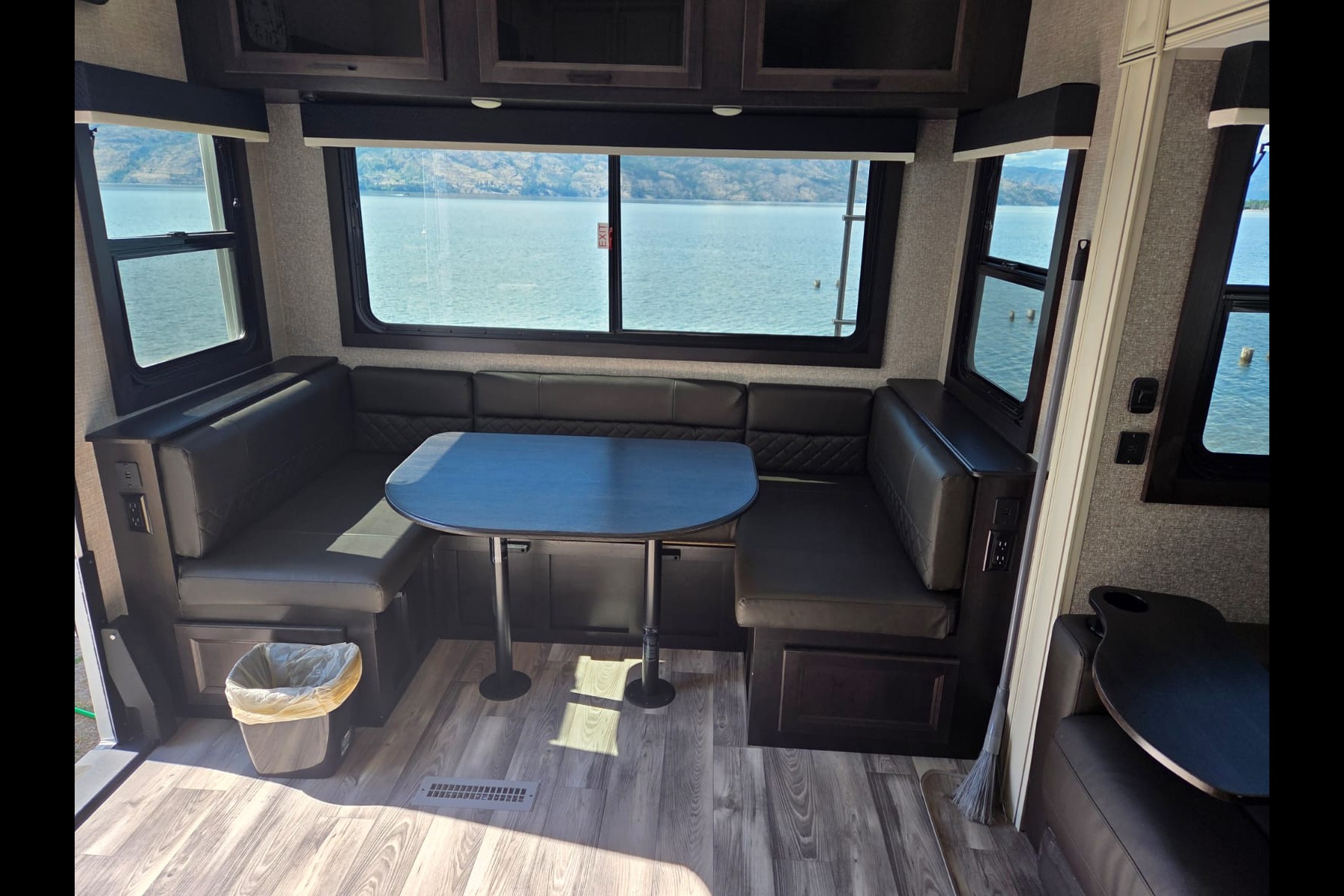 *Brand New* Jayco 26' 5th Wheel