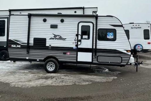 New Adventure's Jayco 2022 Jayco SLX 7 174BH Travel Trailer