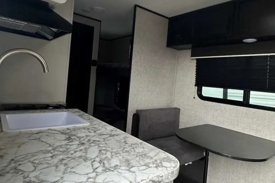 New Adventure's Jayco 2022 Jayco SLX 7 174BH Travel Trailer