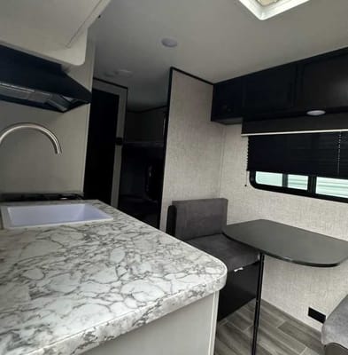 New Adventure's Jayco 2022 Jayco SLX 7 174BH Travel Trailer