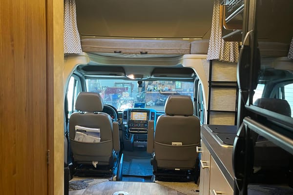 Winny the View Class C