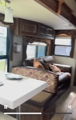 Wendy's Gulf Stream Couger Fifth Wheel